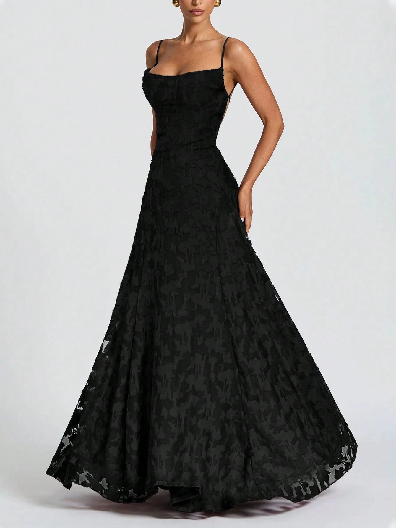 Women's Lace Column Maxi Dress | Elegant Figure-Hugging Evening Gown
