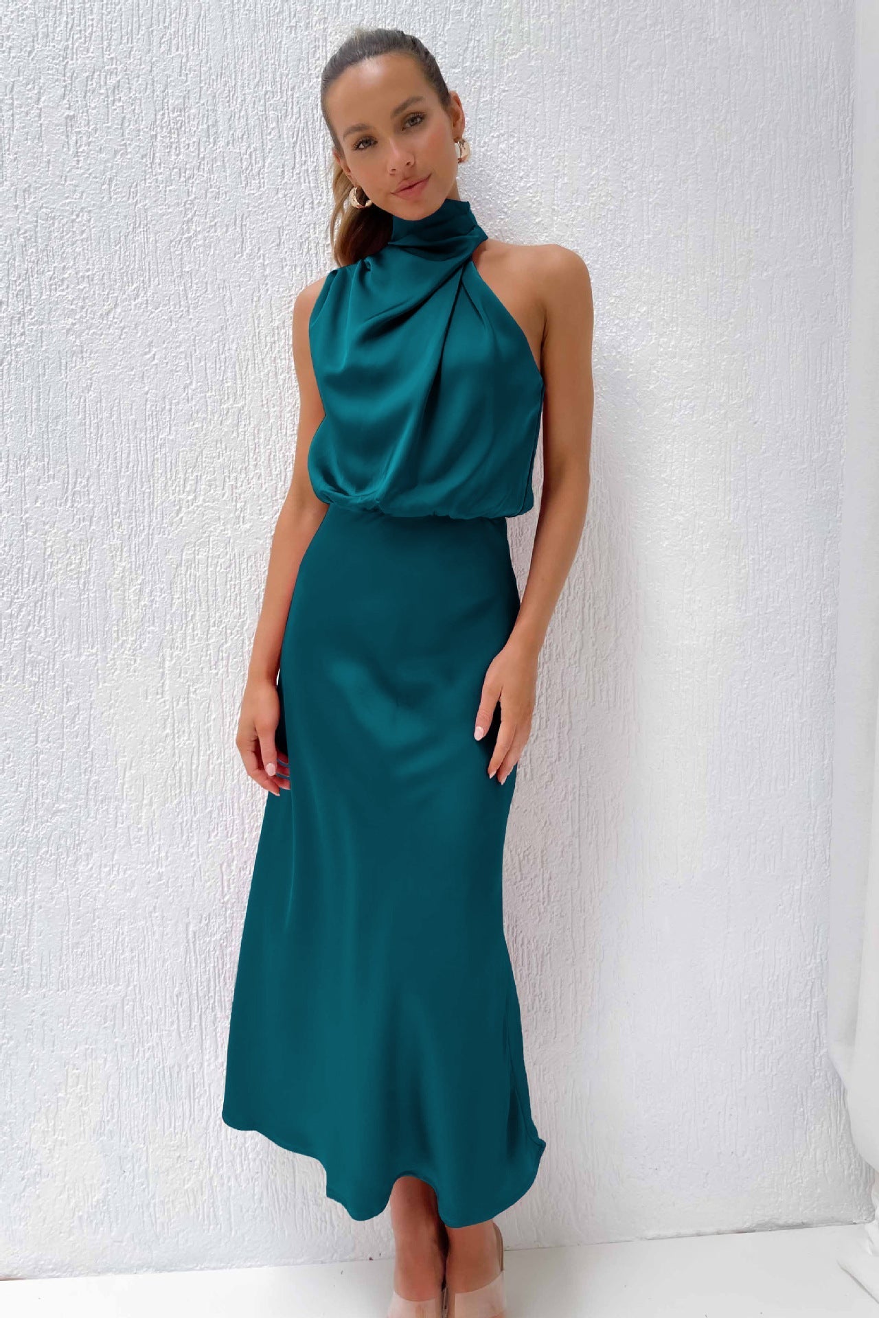 Evening Dress | Elegant Halterneck Plus Size Formal Gown | Flattering Flowing Silhouette