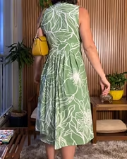 Women's Floral V-Neck Midi Dress | Elegant A-Line Knee-Length Dress