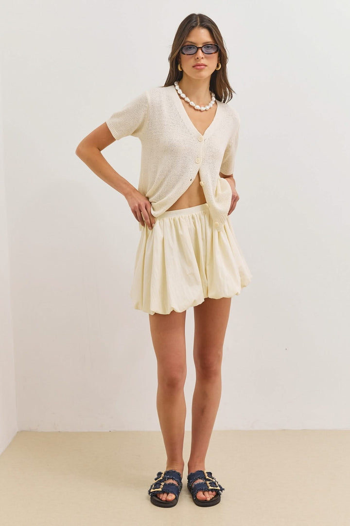 Short-Cut Women's Cardigan with V-Neck, Short Sleeves, and Textured Knit Buttons