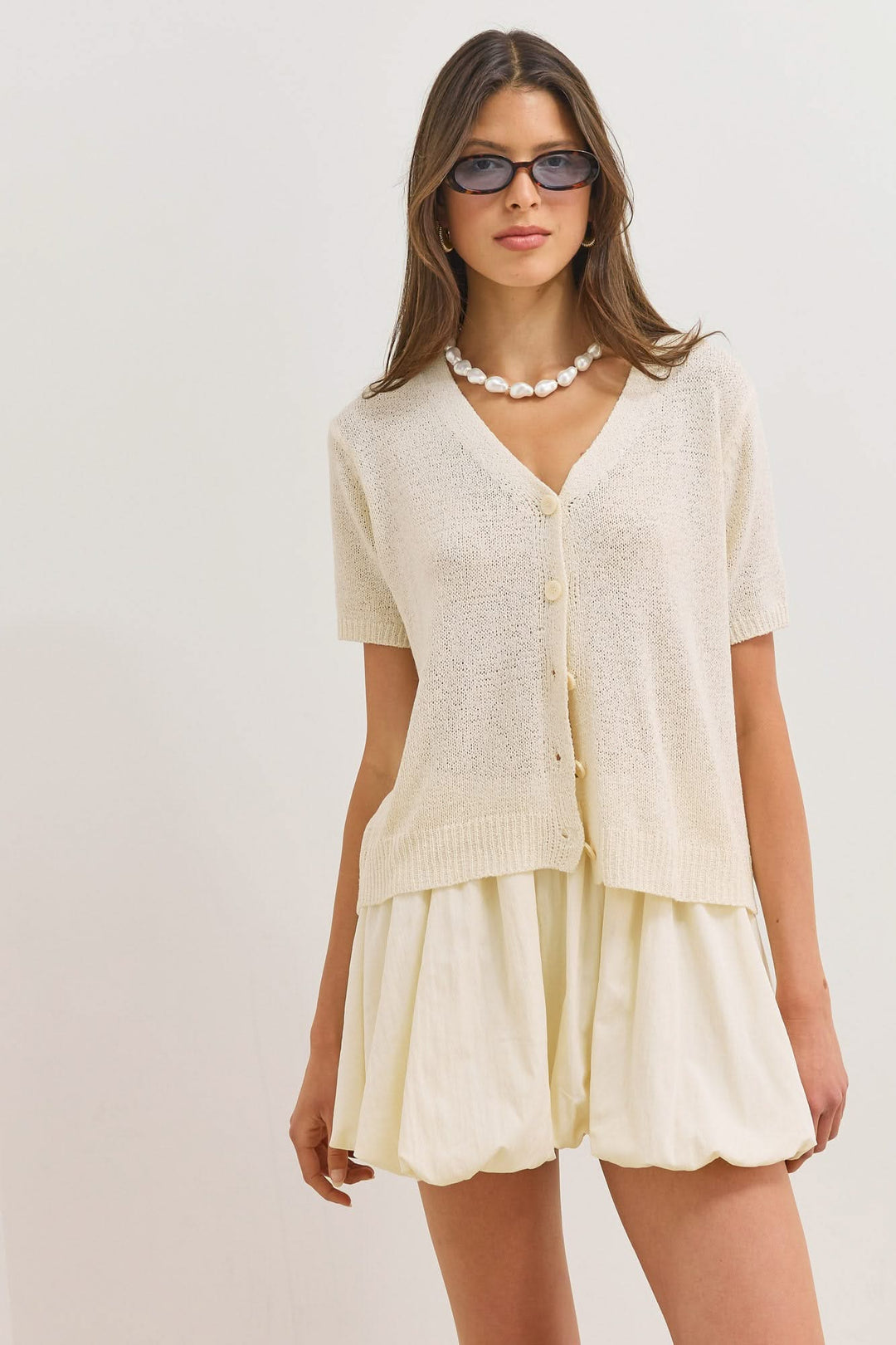 Short-Cut Women's Cardigan with V-Neck, Short Sleeves, and Textured Knit Buttons