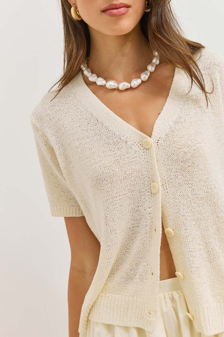Short-Cut Women's Cardigan with V-Neck, Short Sleeves, and Textured Knit Buttons