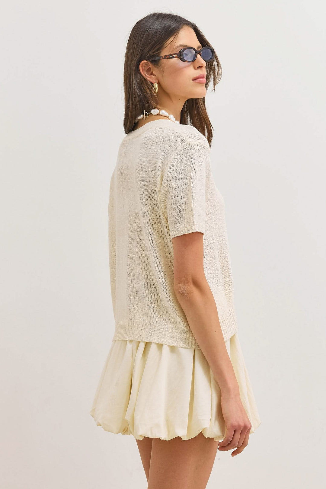 Short-Cut Women's Cardigan with V-Neck, Short Sleeves, and Textured Knit Buttons