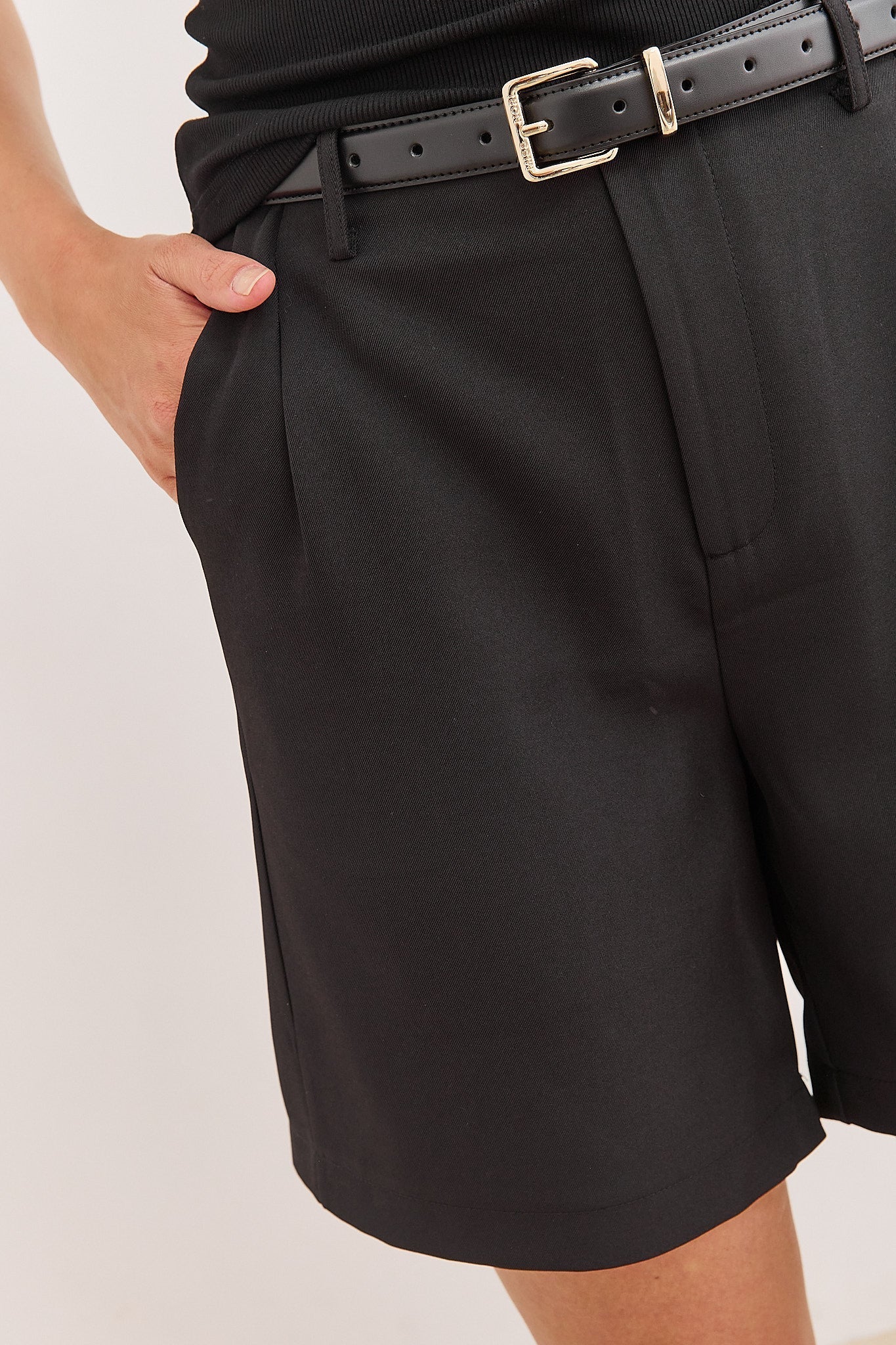 Women's High-Waisted Pleated Bermuda Shorts | Tailored Straight Everyday Shorts