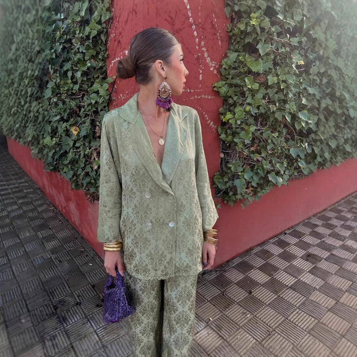 Multicolored women's jacket with floral print and double-breasted lapel