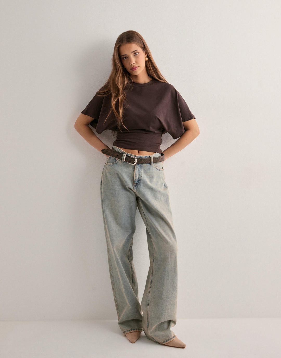 Duttini | Cinched Waist Cropped T-Shirt