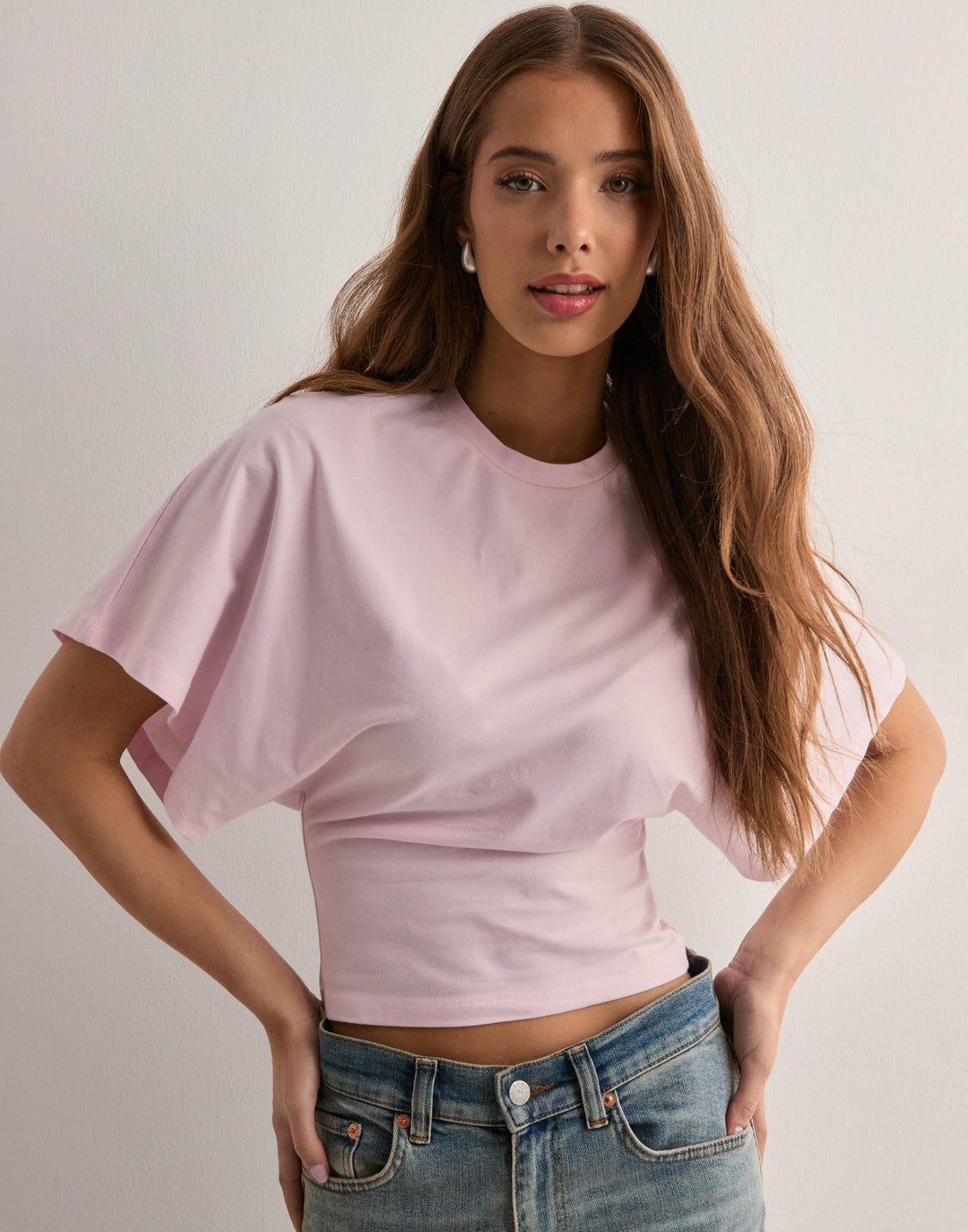 Duttini | Cinched Waist Cropped T-Shirt