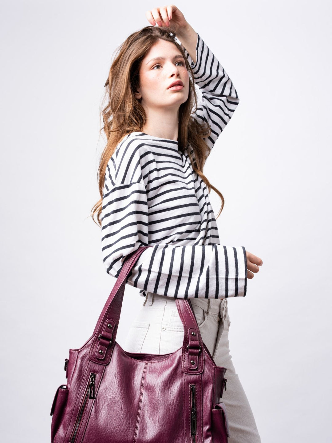 Duttini | Multi-Pocket Shoulder Bag, Adjustable Strap