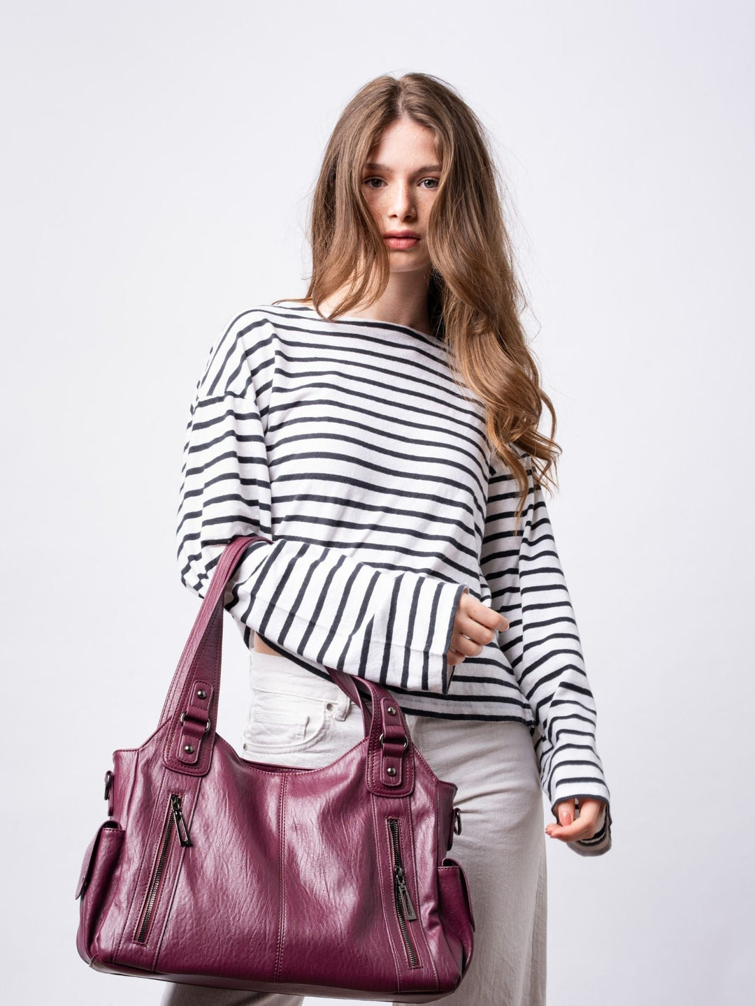 Duttini | Multi-Pocket Shoulder Bag, Adjustable Strap