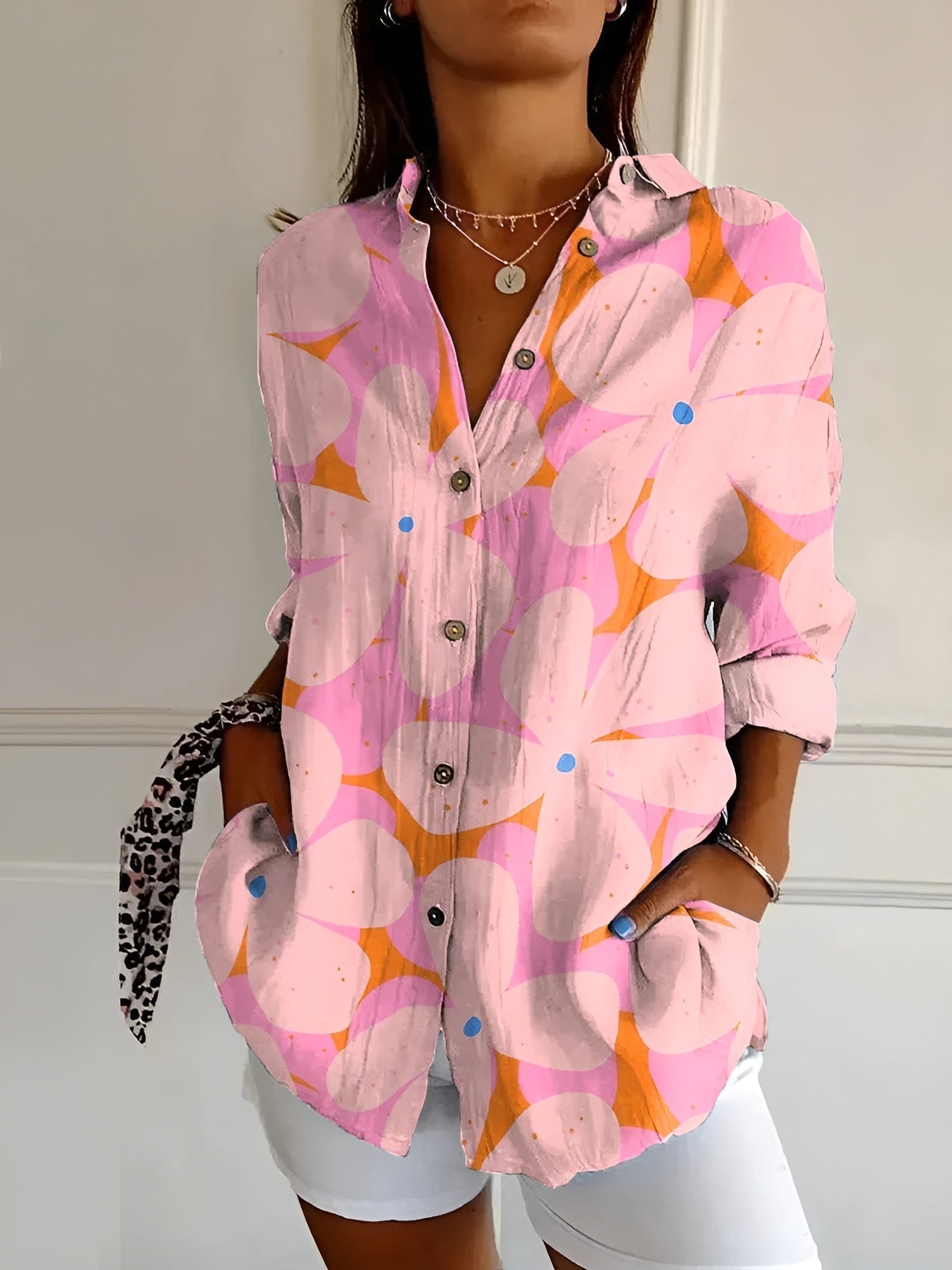 Elegant Everyday Blouse with Breathable Fabric & Fluid Fit for All-Day Comfort