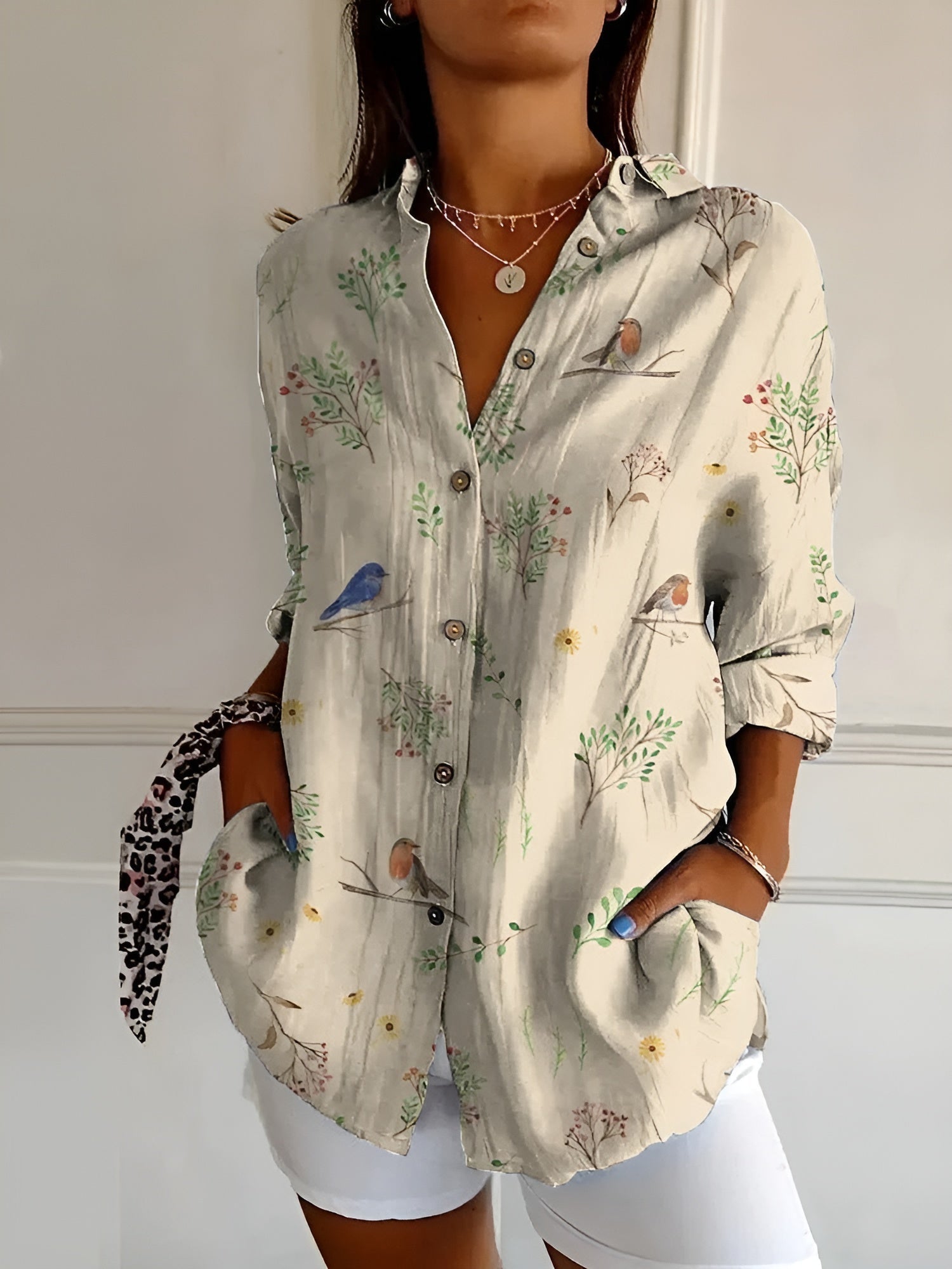 Elegant Everyday Blouse with Breathable Fabric & Fluid Fit for All-Day Comfort