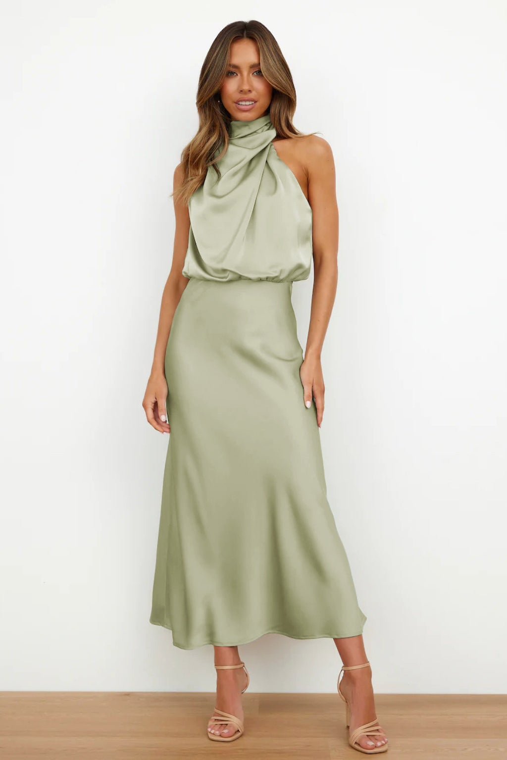 Evening Dress | Elegant Halterneck Plus Size Formal Gown | Flattering Flowing Silhouette