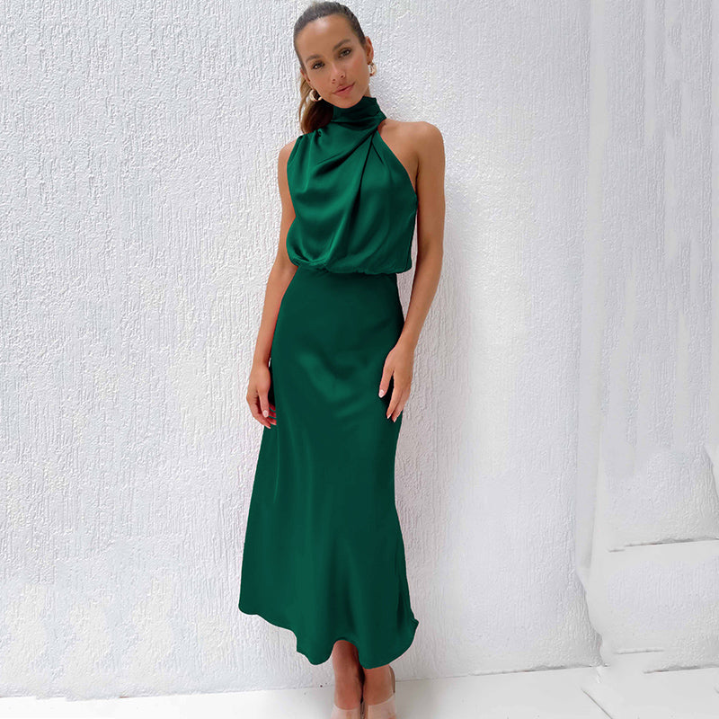 Evening Dress | Elegant Halterneck Plus Size Formal Gown | Flattering Flowing Silhouette