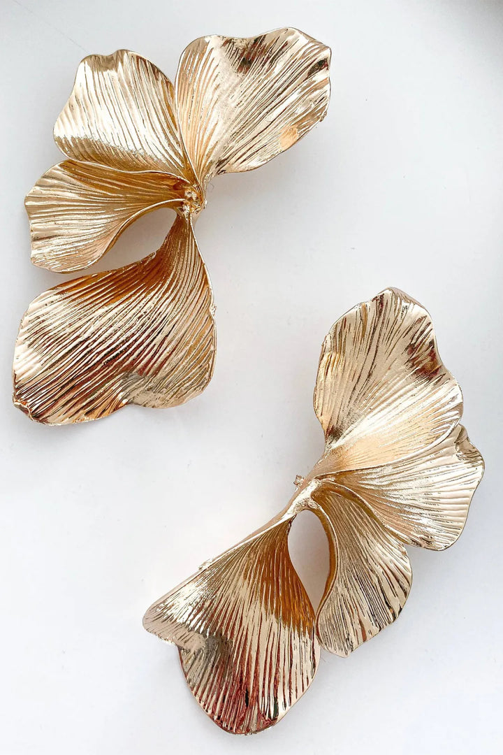 Autumn | Women's Textured Metal Leaf Drop Earrings