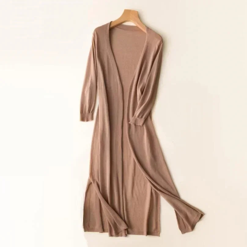 Long open cardigan for women with 3/4 sleeves and side slits