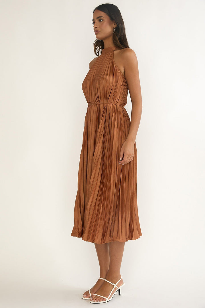 Sharaya Pleated Midi Dress Mocha