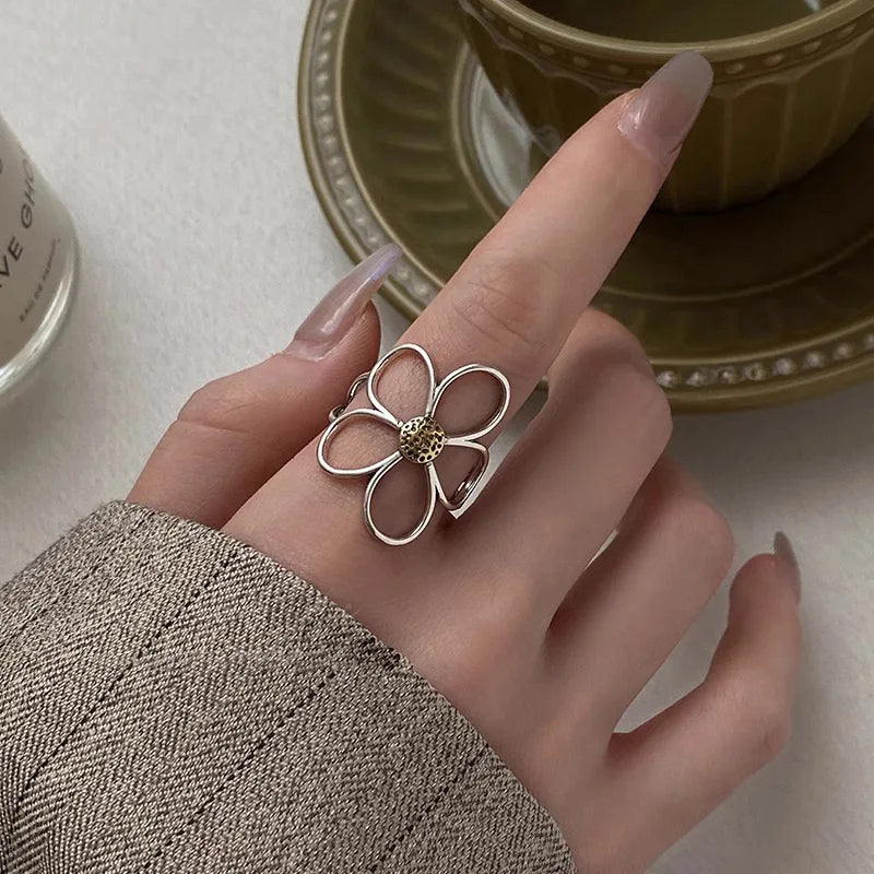 Women's Sterling Silver Openwork Petal Ring | Adjustable Two-Tone Flower Ring