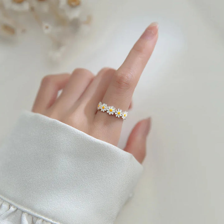 Women's Stainless Steel Daisy Ring | Adjustable Waterproof Flower Ring