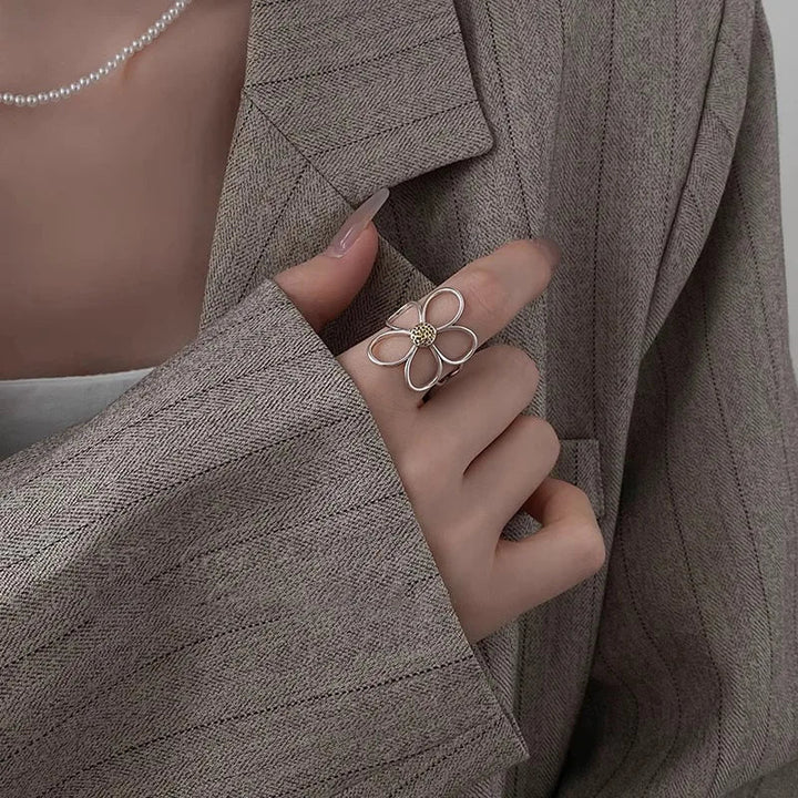 Women's Sterling Silver Openwork Petal Ring | Adjustable Two-Tone Flower Ring