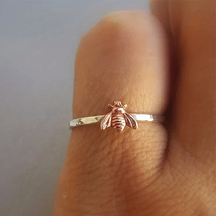Women's Stainless Steel Bee Ring | Waterproof Gold-Plated Nature Ring