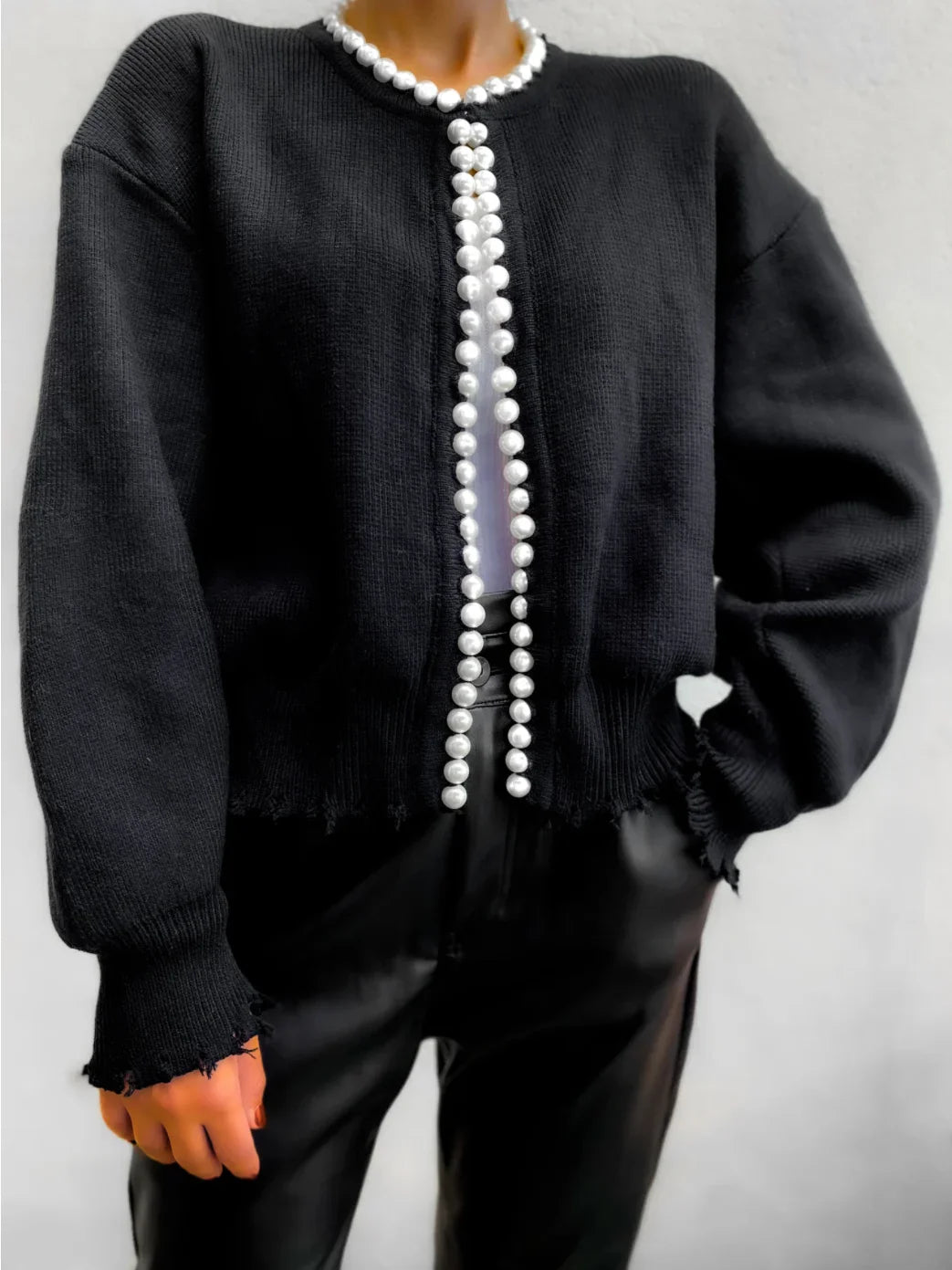 Elegant women's cardigan with pearl detail