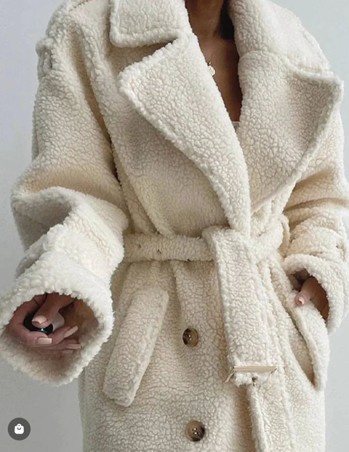 Elegant women's cardigan with pearl detail