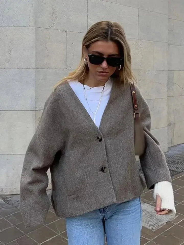 Casual Women's Cardigan with Buttons and Comfortable Fit
