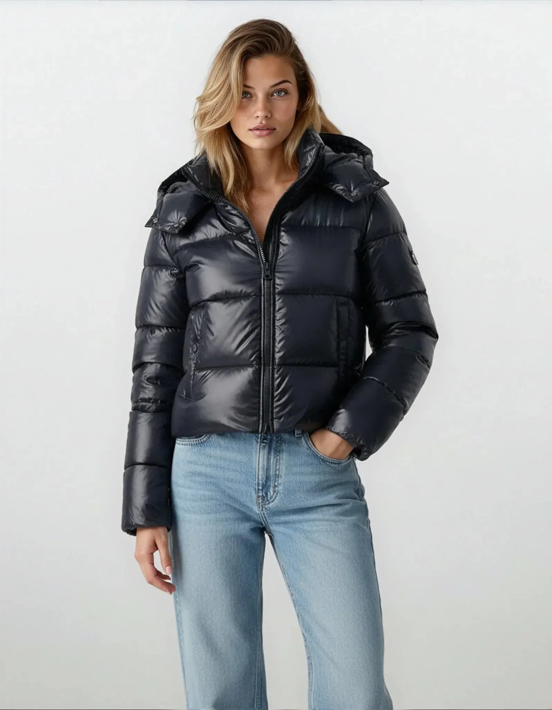 Women's Hooded Puffer Jacket with Windproof Design and Warm Lining