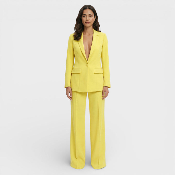Women's Fitted Blazer with Notched Lapels
