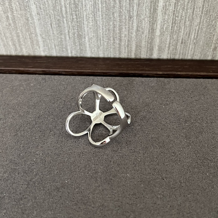 Women's Sterling Silver Openwork Petal Ring | Adjustable Two-Tone Flower Ring