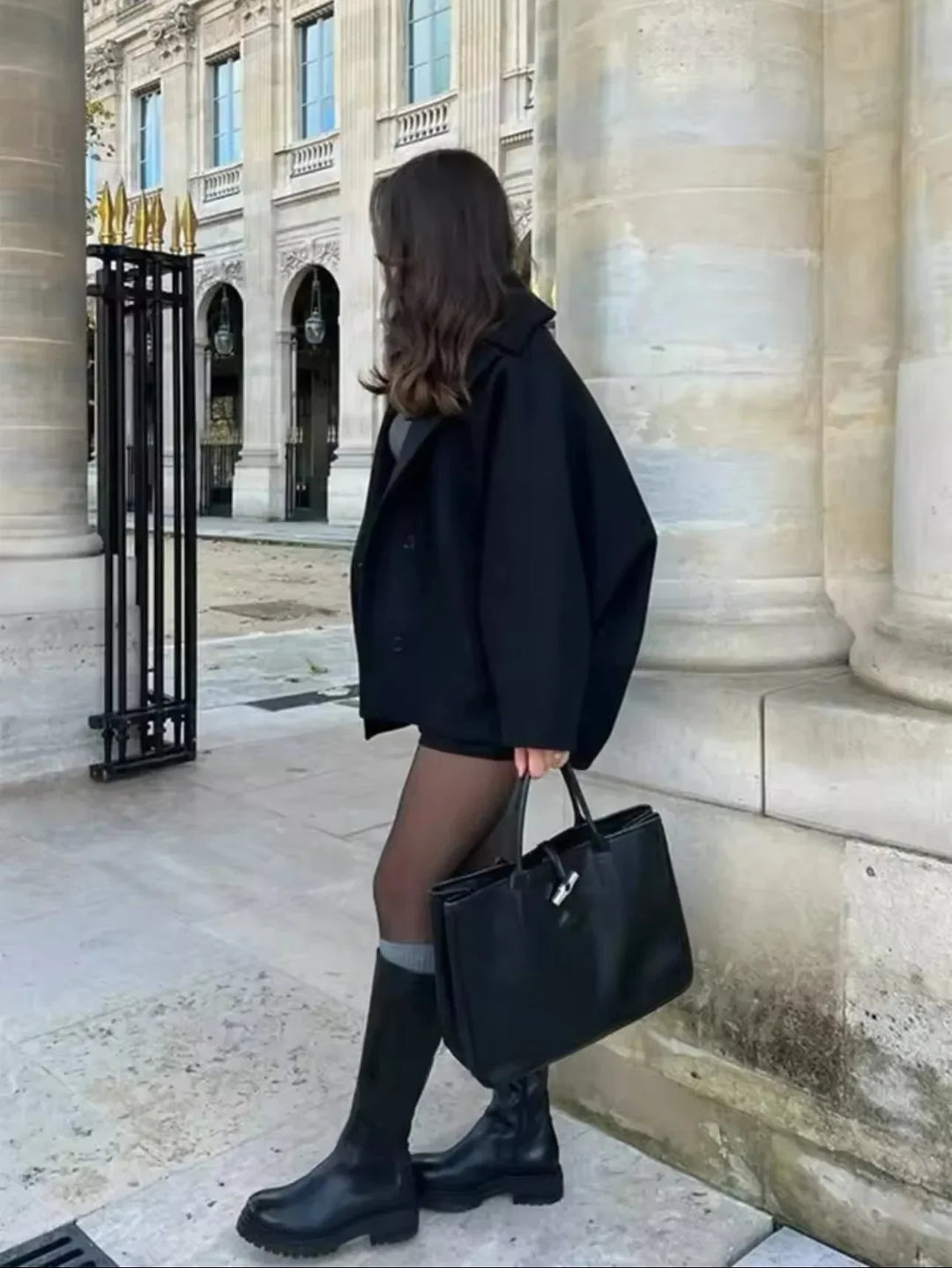Oversized Women's Coat with Large Lapels and Buttons