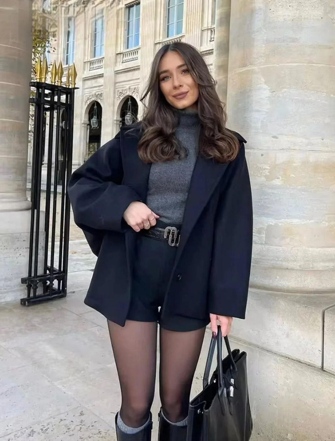 Oversized Women's Coat with Large Lapels and Buttons