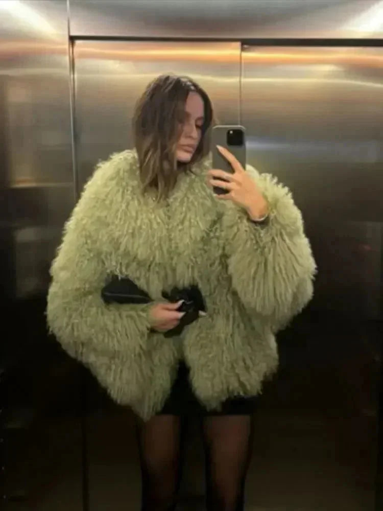 Trendy Women's Faux Fur Coat