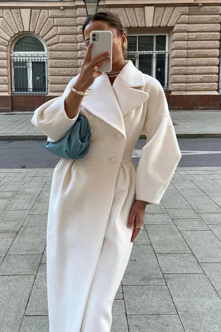 Long white women's coat with wide collar