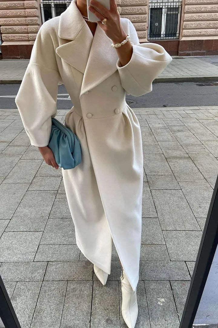 Long white women's coat with wide collar