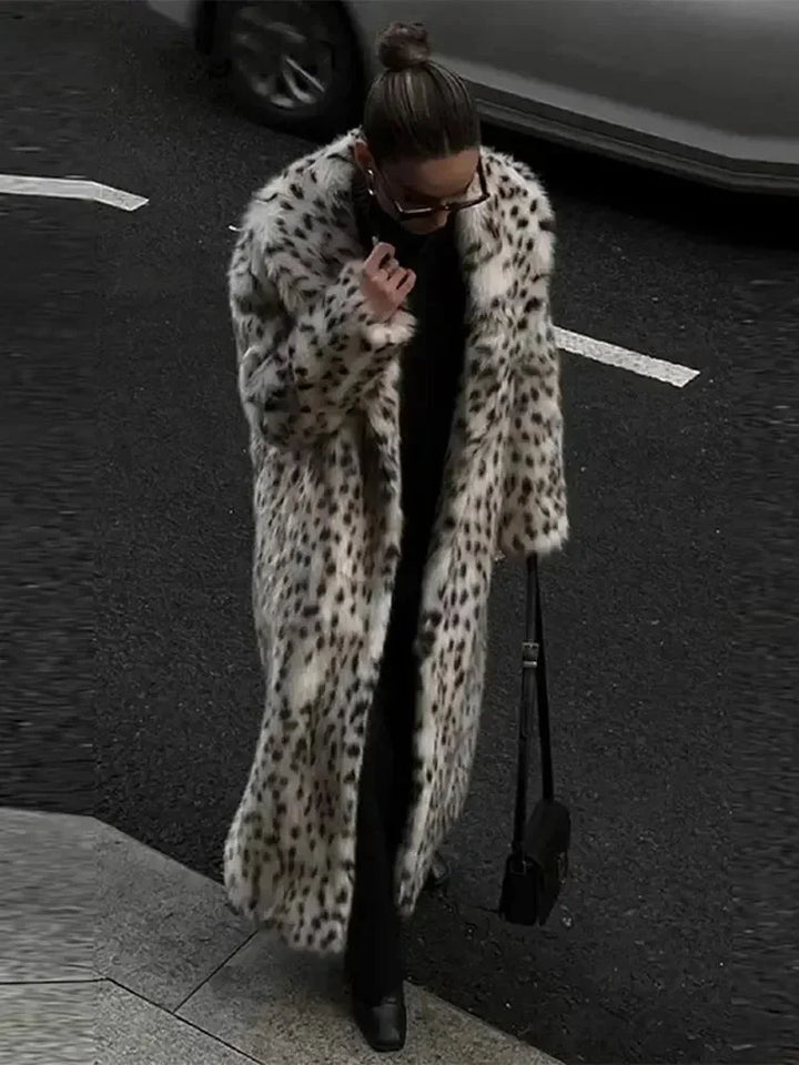 Elegant and Modern Long Women's Leopard Print Coat