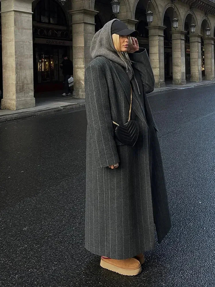 Elegant Long Women's Coat with Modern Stripes