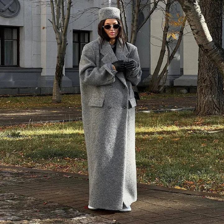 Elegant Long Women's Coat with Modern Stripes