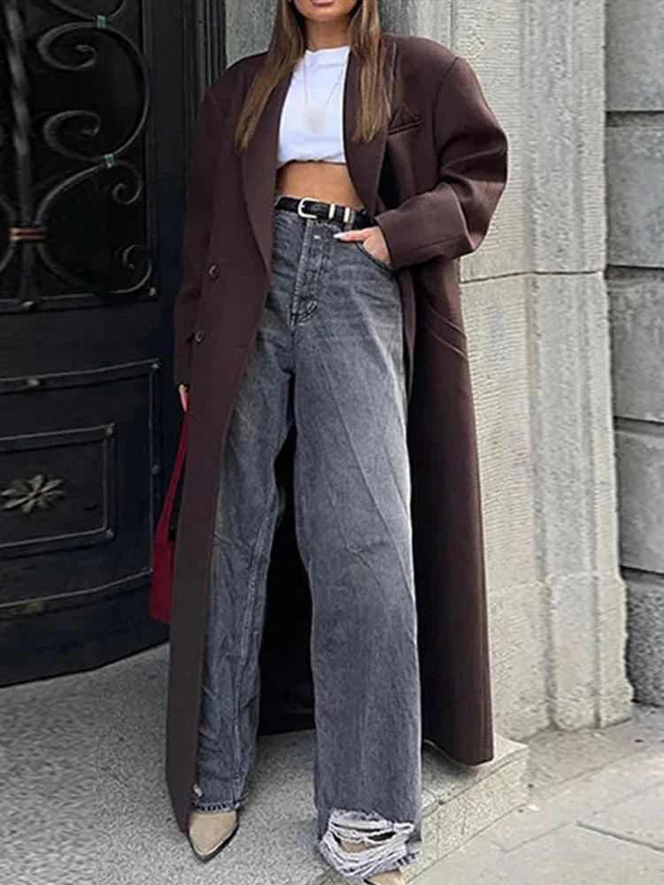 Elegant long women's coat for all seasons