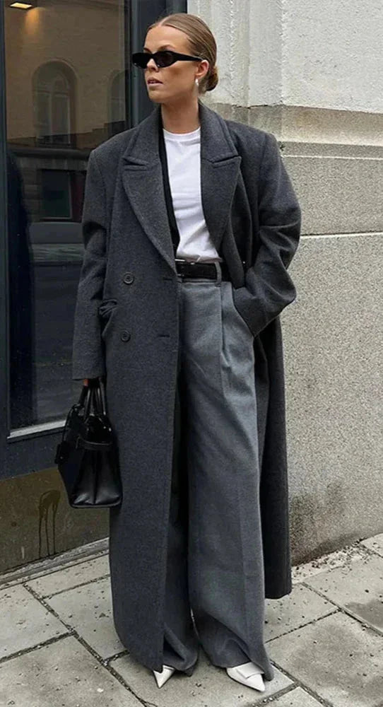 Elegant long women's coat for all seasons