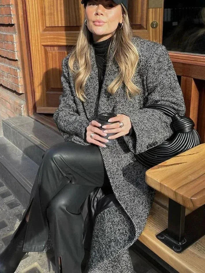 Long gray coat for women with long sleeves, trendy