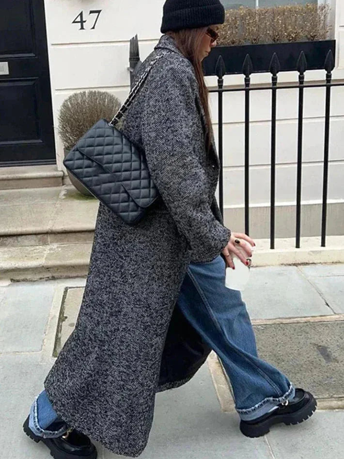 Long gray coat for women with long sleeves, trendy