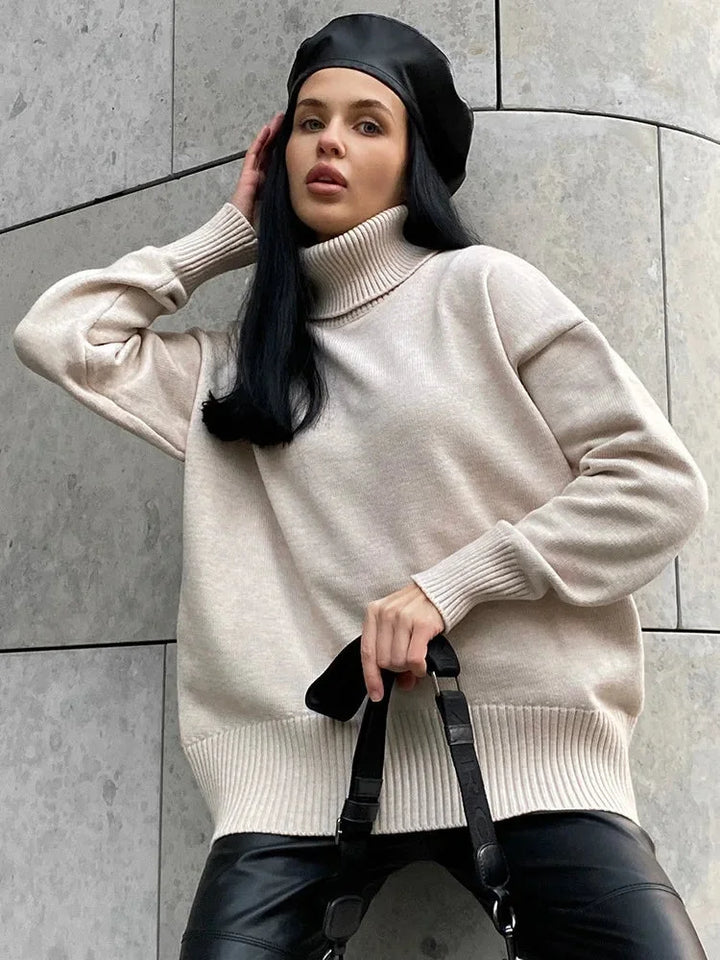 Comfortable Women's Turtleneck Sweater with Long Sleeves