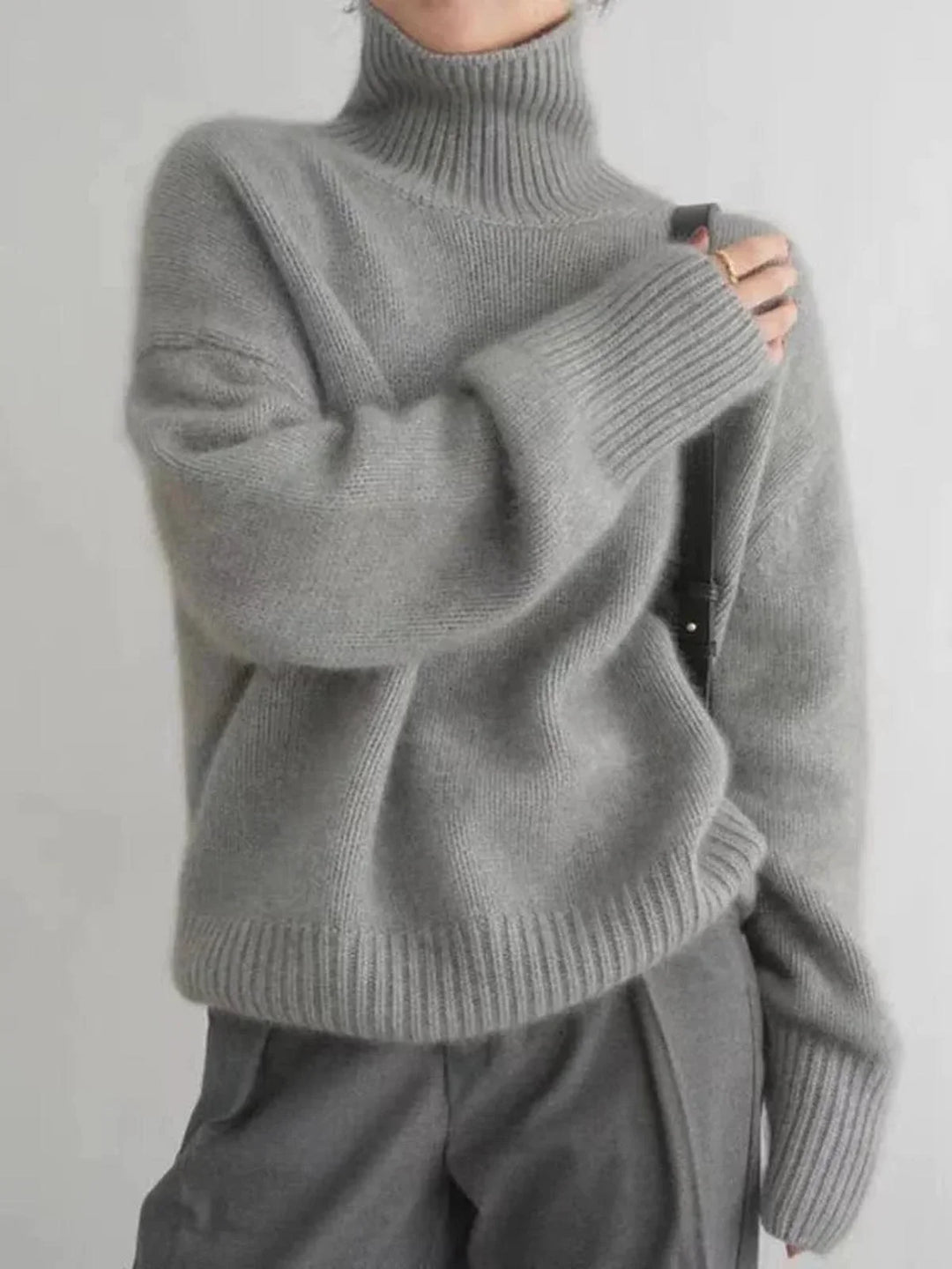 Women's Soft and Comfortable Turtleneck Sweater