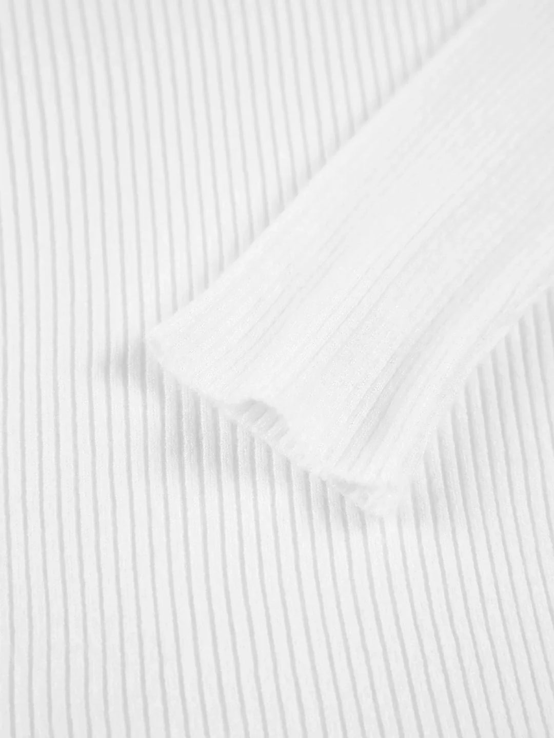Ribbed Women's Turtleneck Sweater in Ivory