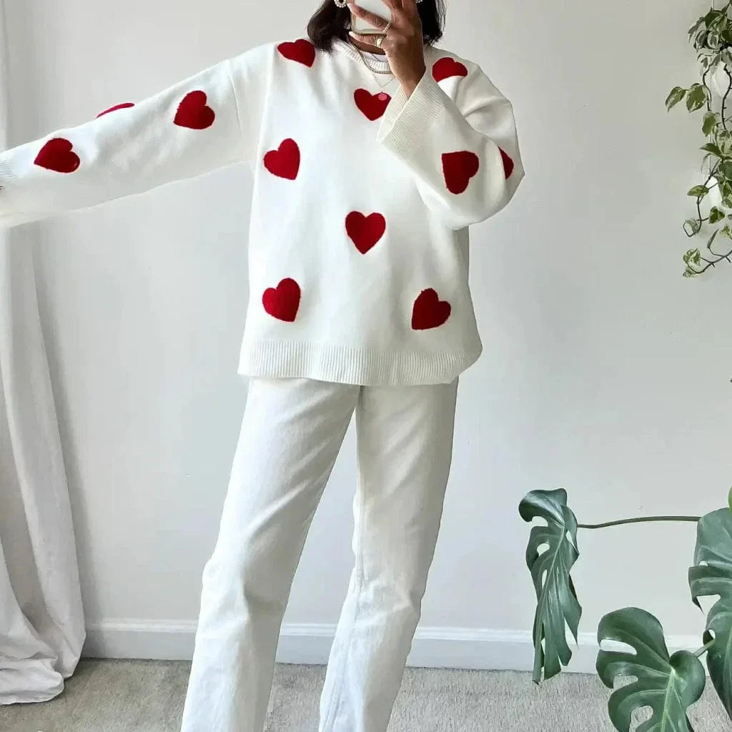 Casual Women's Sweater with Red and White Heart Pattern