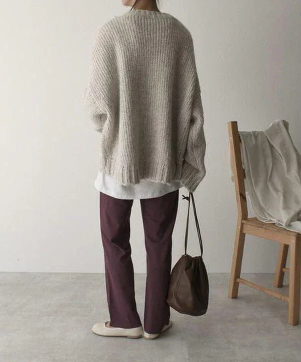 Oversized Beige Women's Sweater with Comfortable Pocket