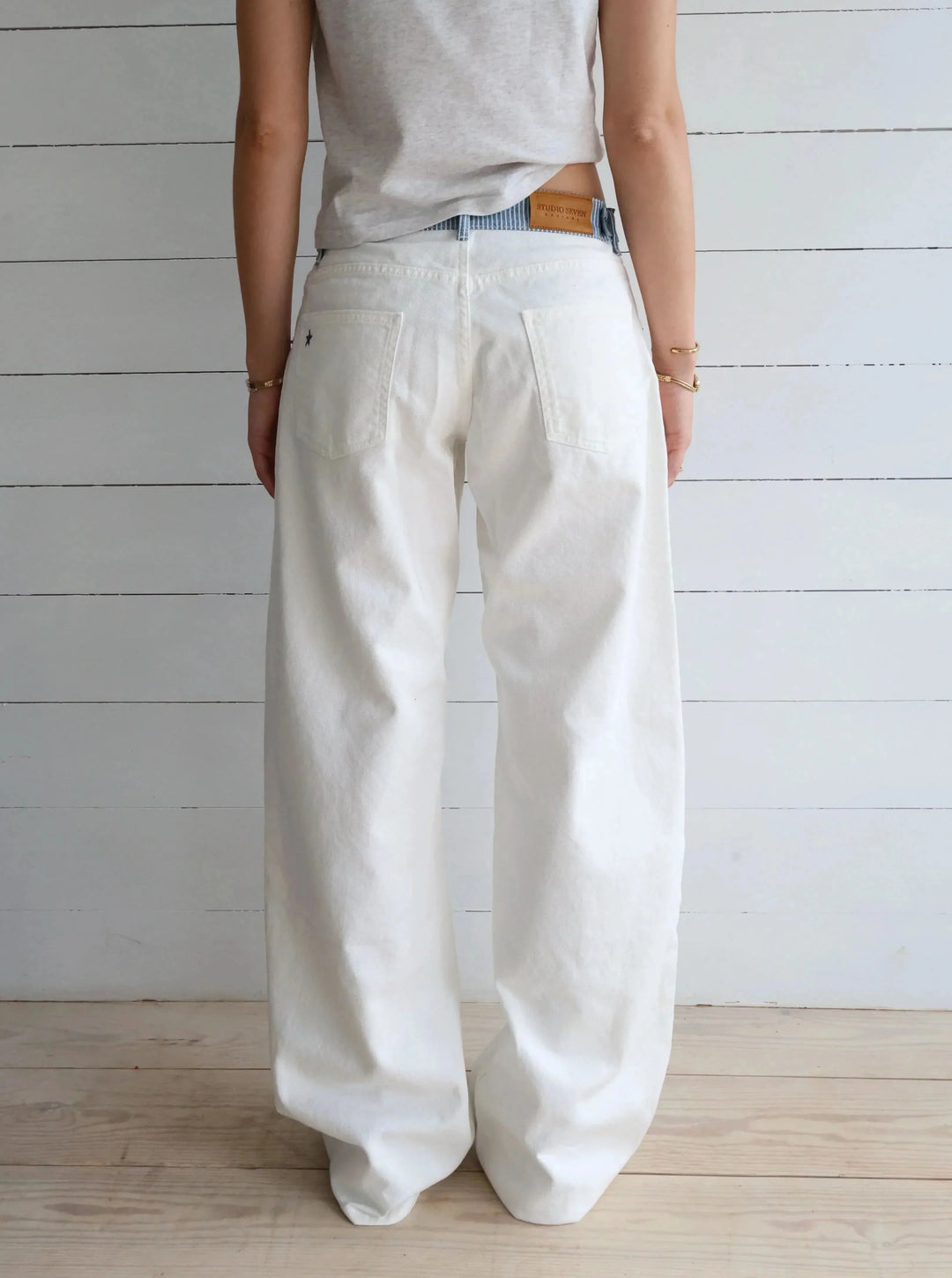 STELLA | Striped-Waist White Denim