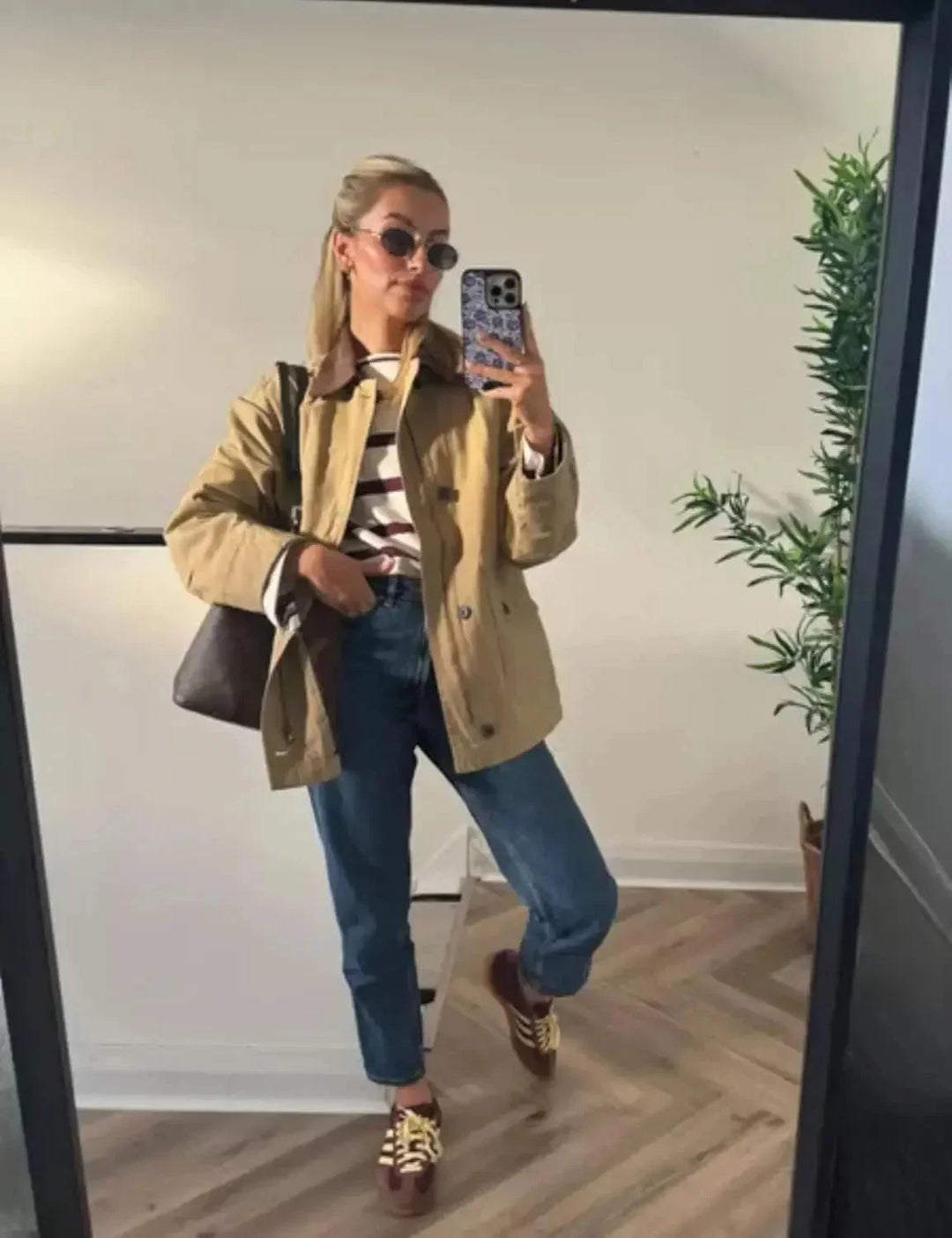 Women's Mid-Season Jacket with Corduroy Collar