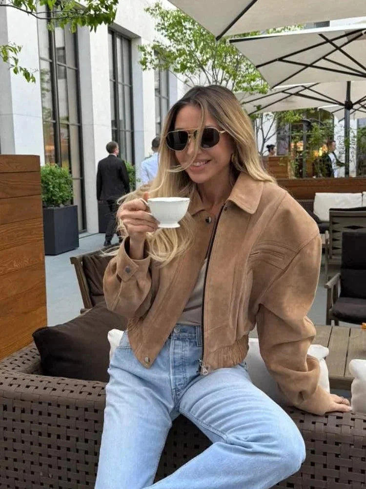 Short Brown Suede Women's Jacket with Zip and Pockets